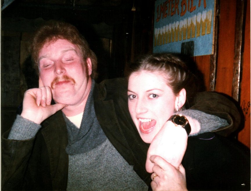 Bernard Juurlink en Tineke Koster, lange bar 1979