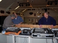 Johan, Gerrit en Egbert plaatsen de discotheek