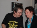 Henk met schoonzuster aan de klets