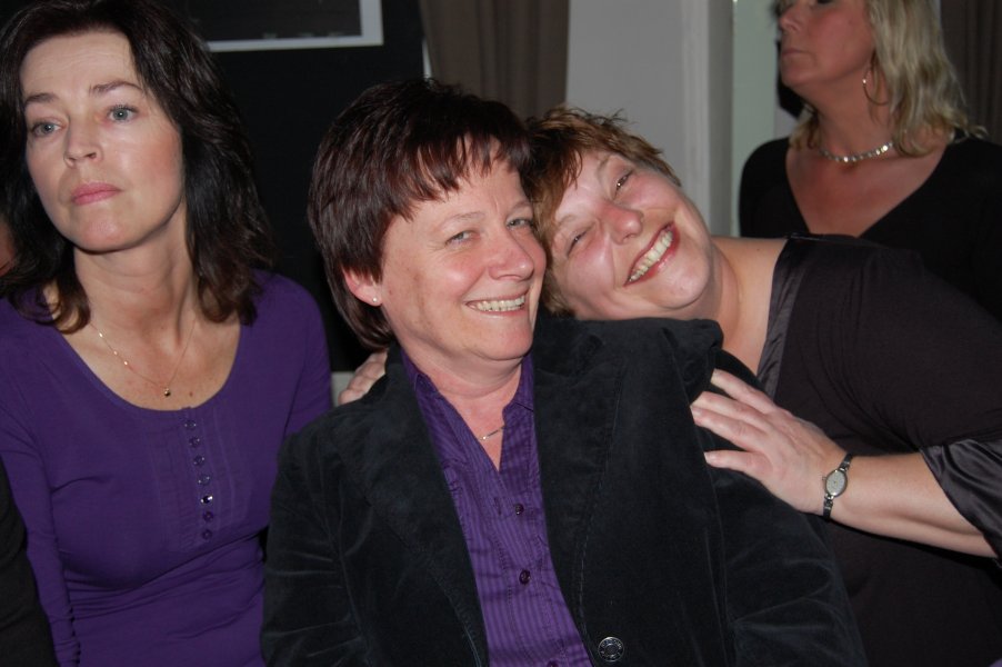 Joke, Hennie, Monique